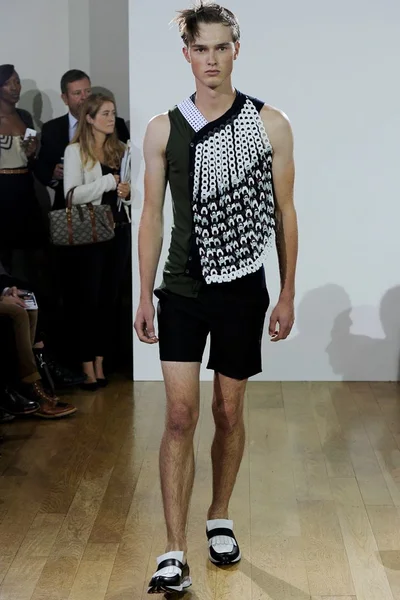 Look 9